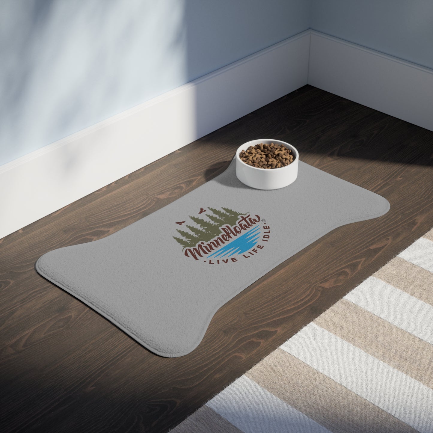 Minnefloata Lake Pet Feeding Mats